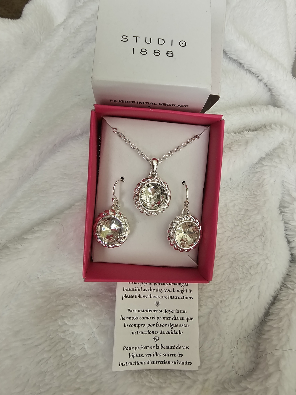 NIB Avon Studio 1886 April Birthstone Necklace & Earring Set Crystal Silver Tone - Picture 4 of 7